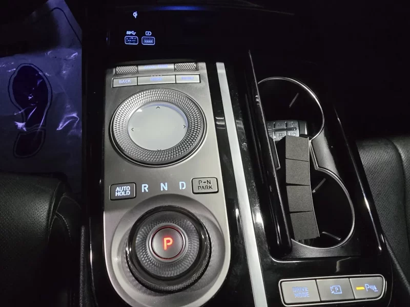 Genesis Electrified G80