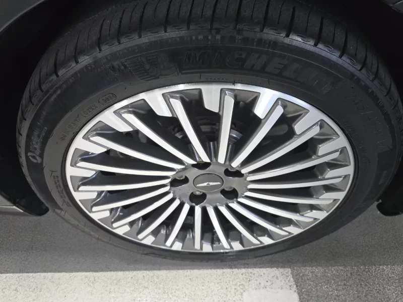 Genesis Electrified G80