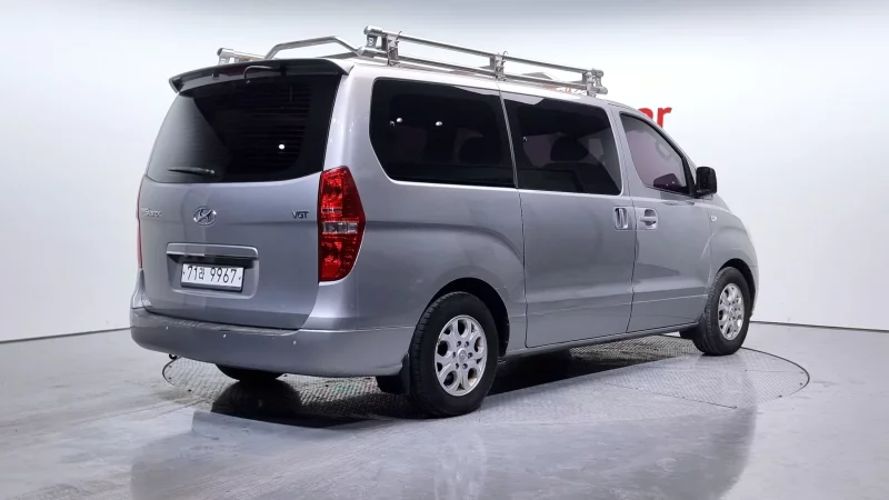 Hyundai Grand Starex