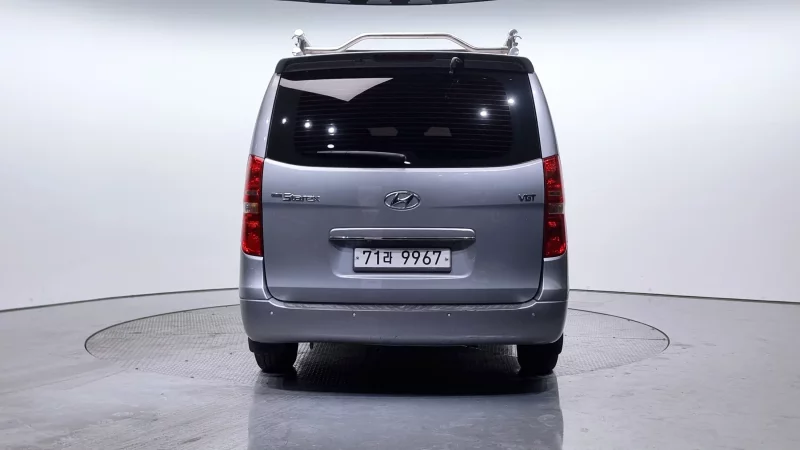 Hyundai Grand Starex