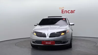 Lincoln MKS