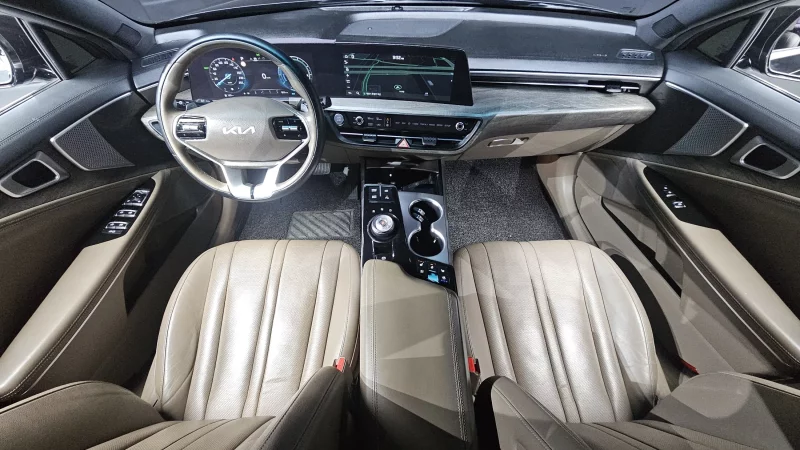 Kia K8