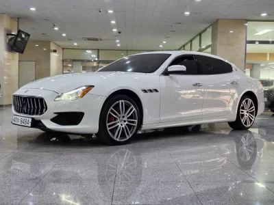 Maserati QUATTROPORTE