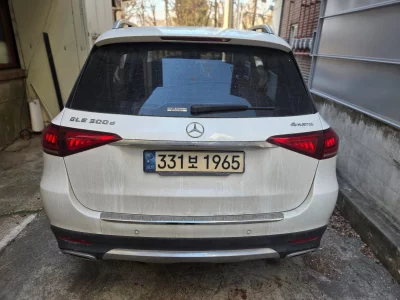 Mercedes-Benz GLE-Class