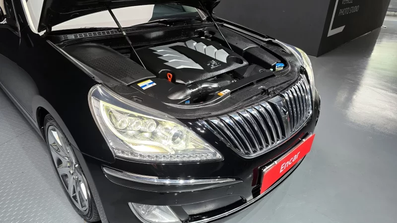 Hyundai Equus