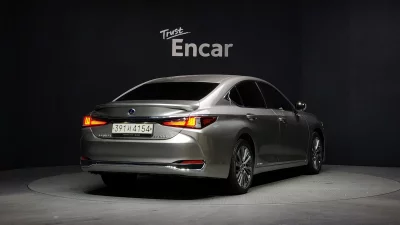 Lexus ES300h