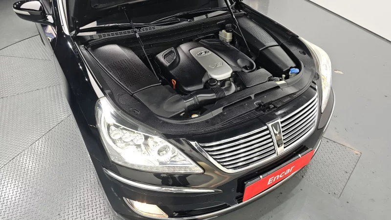 Hyundai Equus