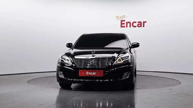 Hyundai Equus