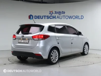 Kia Carens