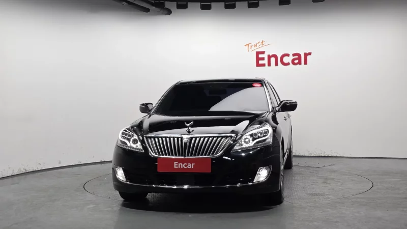 Hyundai Equus
