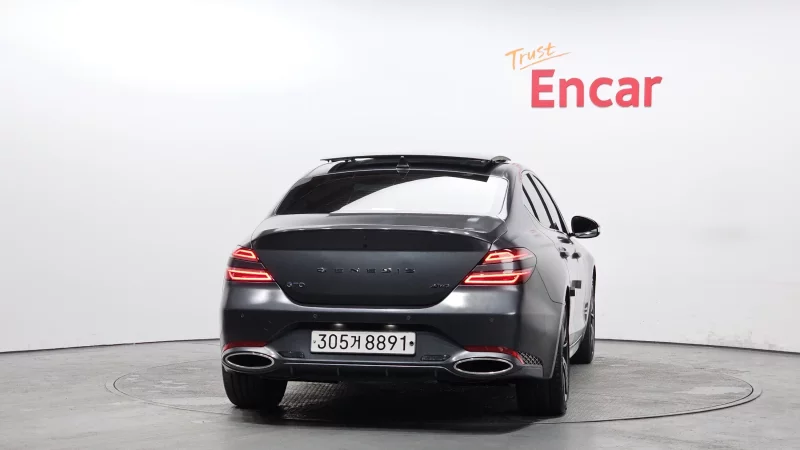 Genesis G70