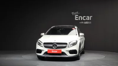 Mercedes-Benz GLA-Class