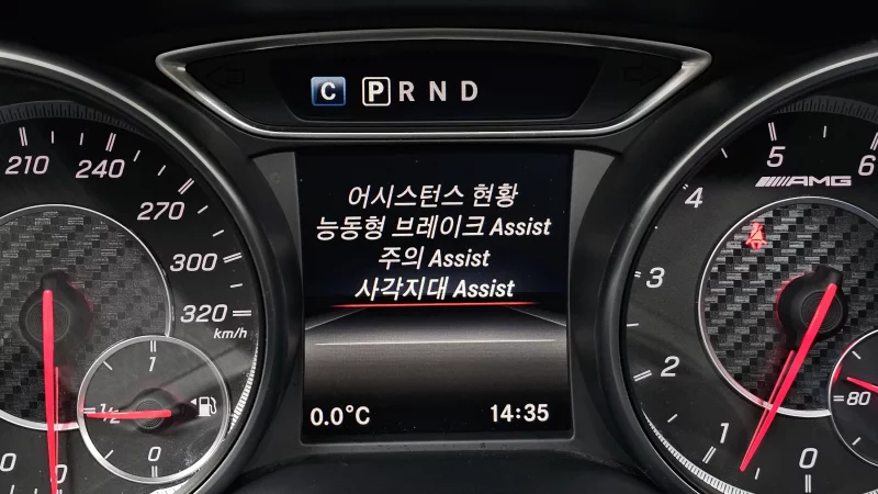 Mercedes-Benz GLA-Class