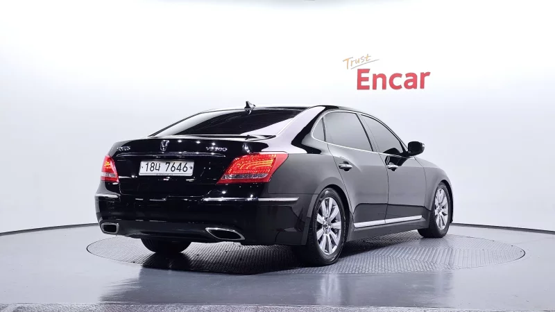 Hyundai Equus