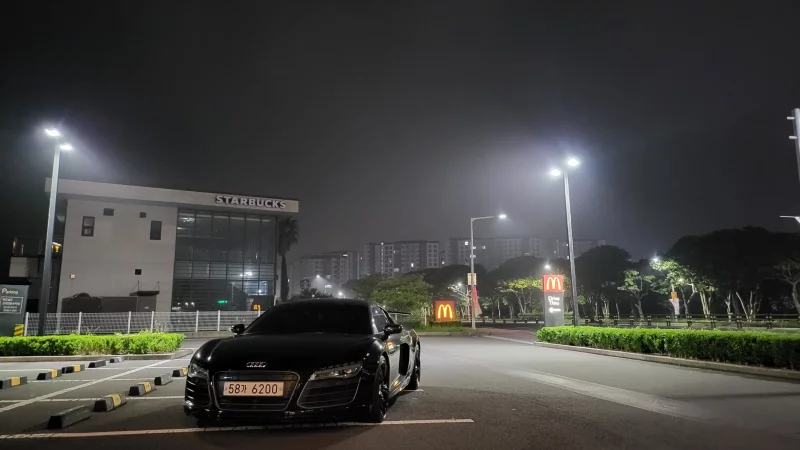 Audi R8