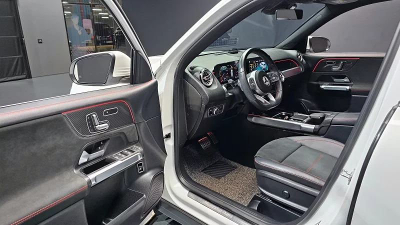 Mercedes-Benz GLB-Class