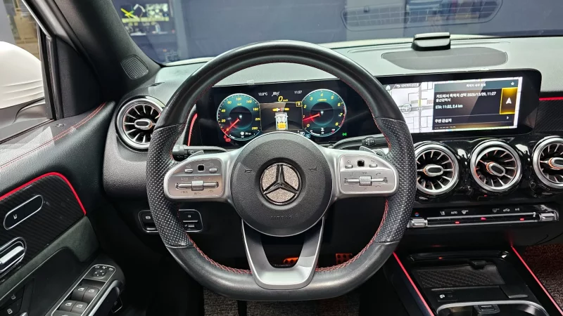 Mercedes-Benz GLB-Class