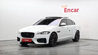 Jaguar XF