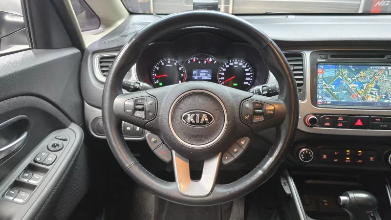 Kia Carens