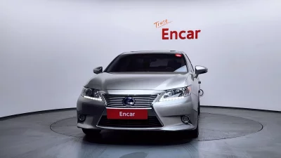 Lexus ES300h