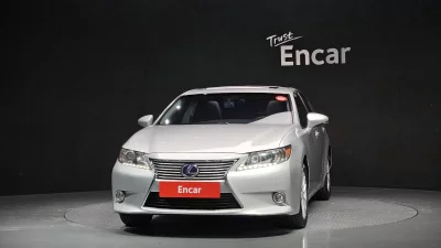 Lexus ES300h
