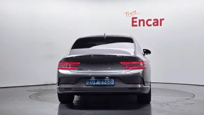 Genesis Electrified G80