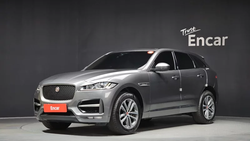 Jaguar F-PACE