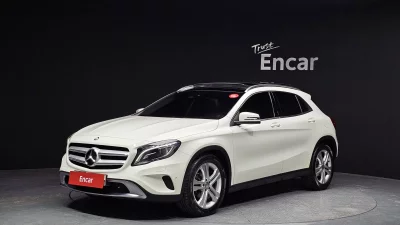 Mercedes-Benz GLA-Class