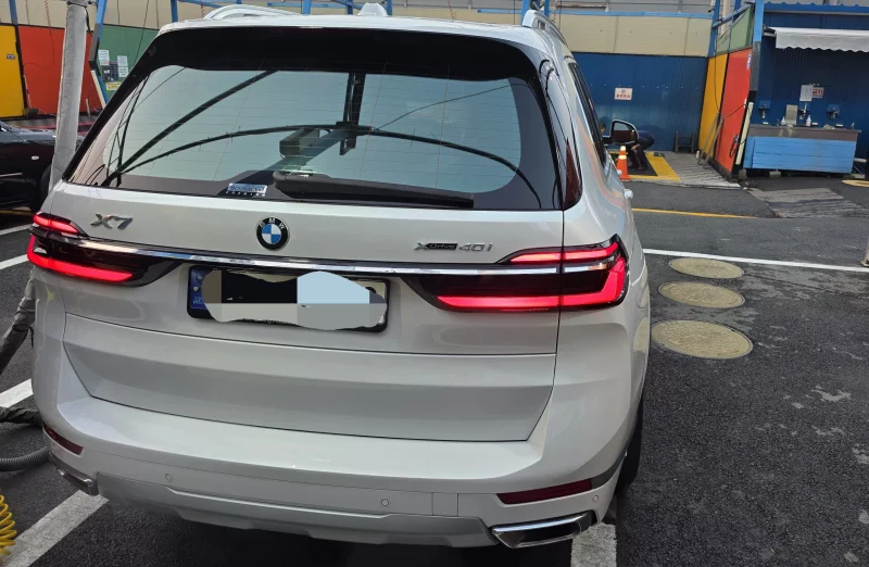 BMW X7