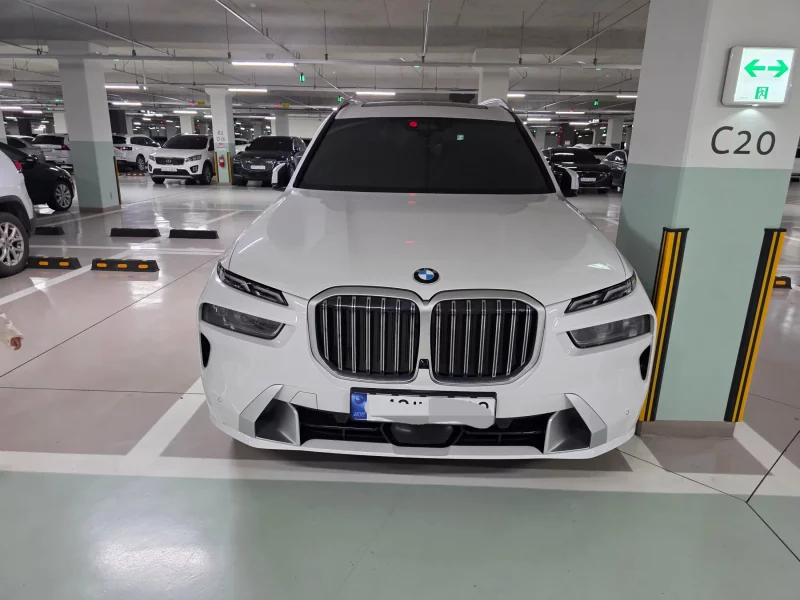 BMW X7