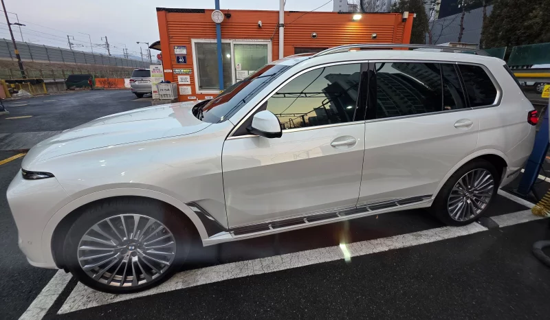 BMW X7