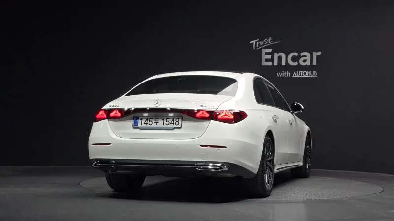 Mercedes-Benz E-Class