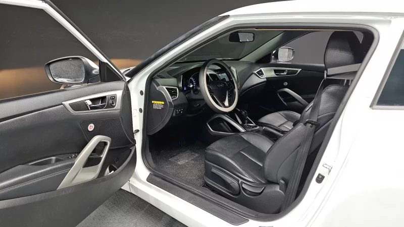 Hyundai Veloster