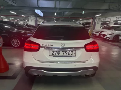 Mercedes-Benz GLA-Class