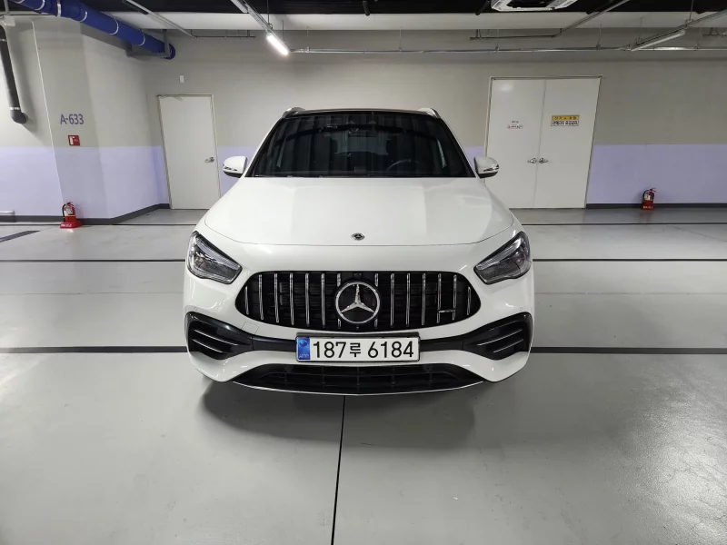 Mercedes-Benz GLA-Class