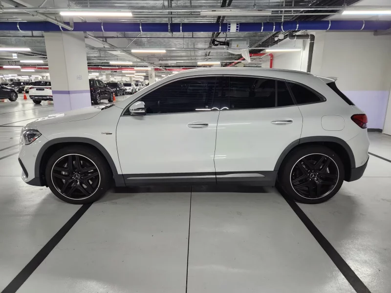 Mercedes-Benz GLA-Class