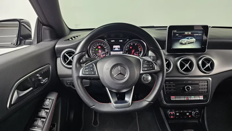 Mercedes-Benz CLA-Class