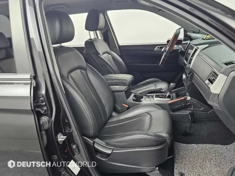 SsangYong Rexton Sports