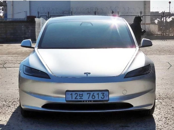 Tesla MODEL 3