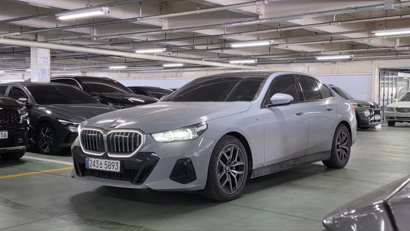 BMW 5-Series