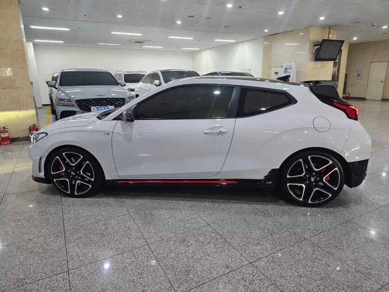 Hyundai Veloster