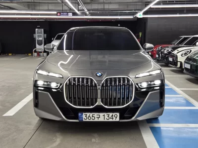 BMW 7-Series