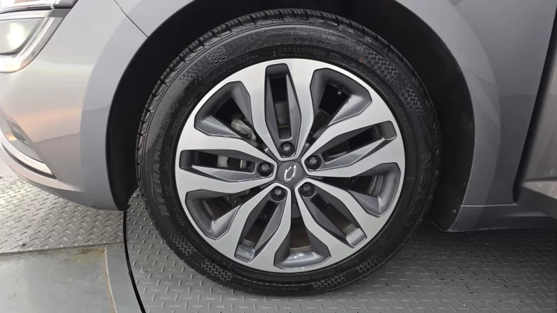 Renault Samsung SM6