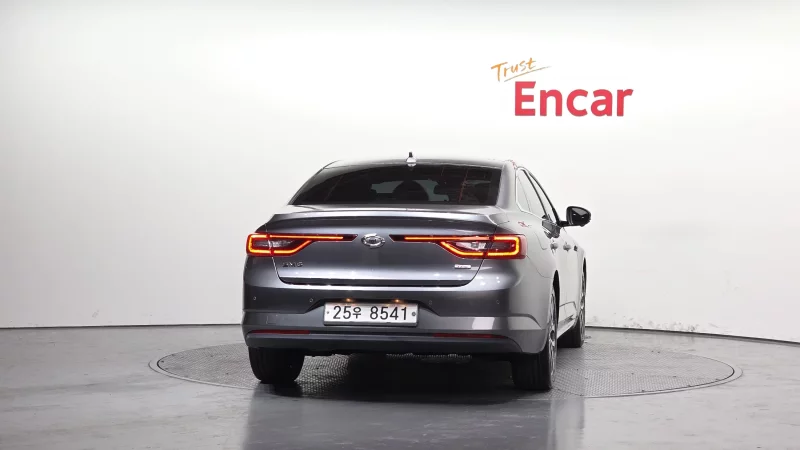Renault Samsung SM6
