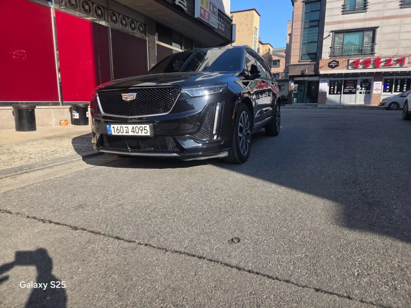 Cadillac XT6