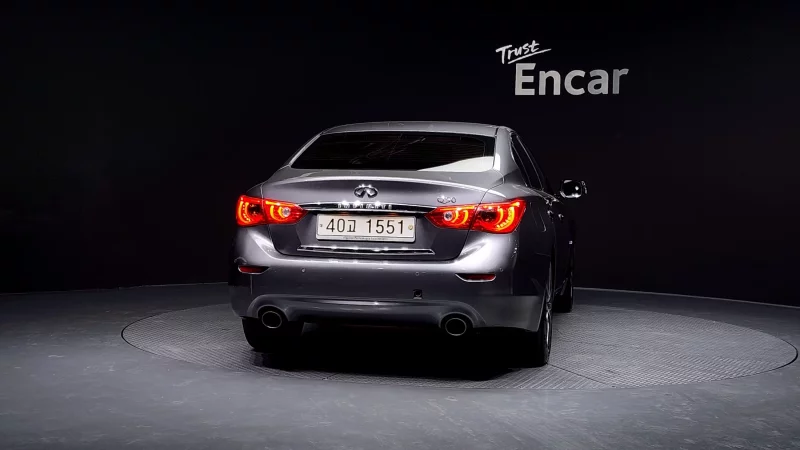 Infiniti Q50