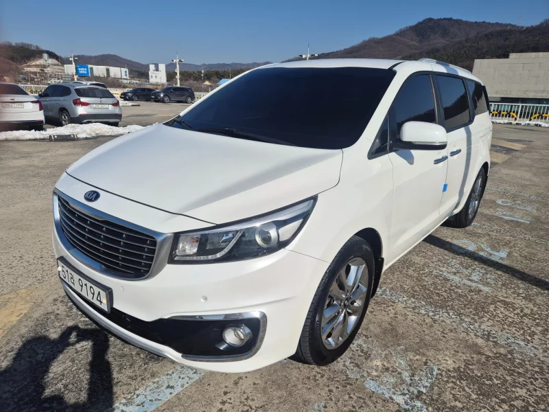Kia Carnival
