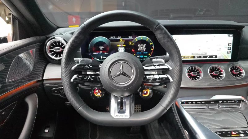 Mercedes-Benz AMG GT