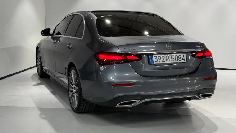 Mercedes-Benz E-Class