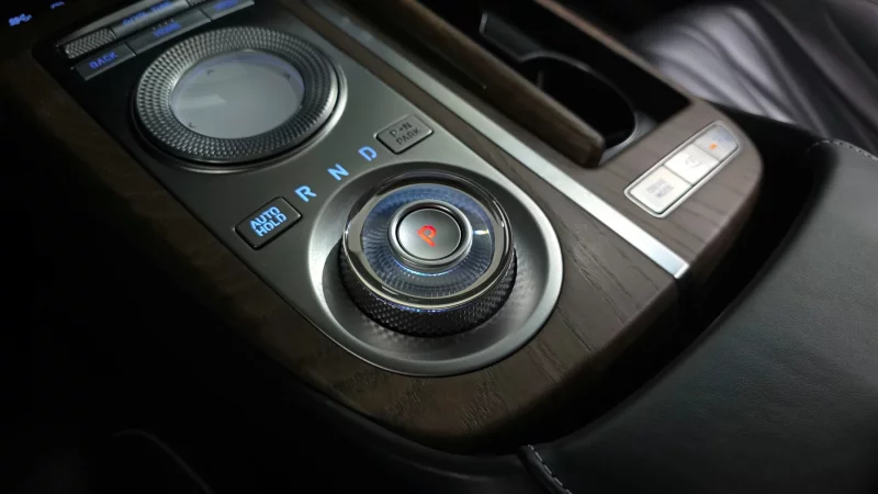 Genesis Electrified G80